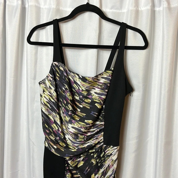 Jessica Simpson Dress Rouched Mini Two-Tone Size M Sleeveless Flattering - Picture 2 of 9